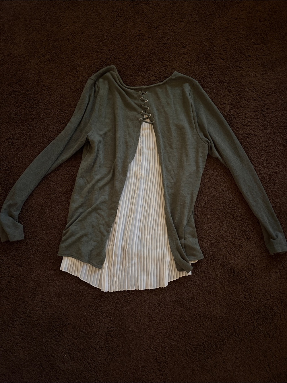 W5 Olive Green Long Sleeve Tunic with Cream Pleated Back